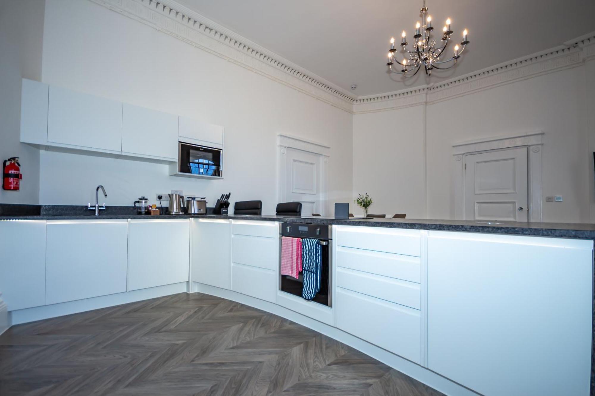 Luxury 1 Bedroom Ground Floor Apartment Plymouth Bagian luar foto