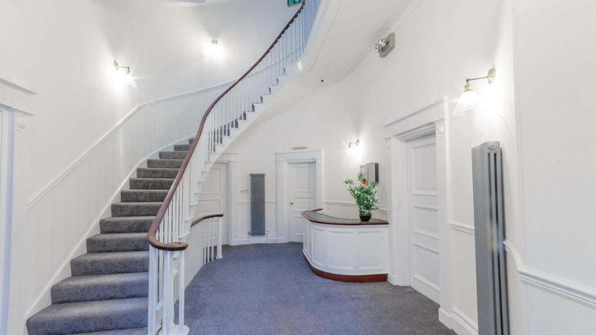 Luxury 1 Bedroom Ground Floor Apartment Plymouth Bagian luar foto