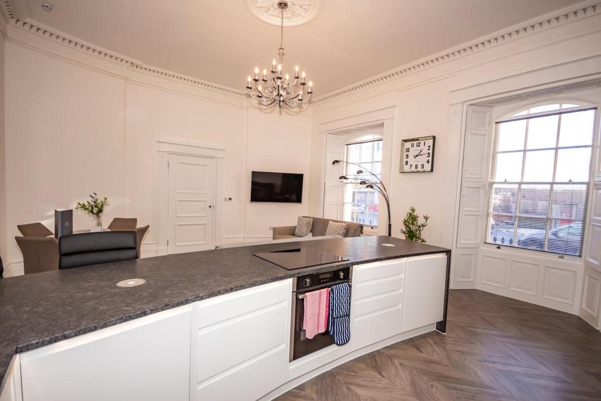 Luxury 1 Bedroom Ground Floor Apartment Plymouth Bagian luar foto